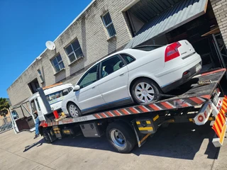 Citroen C5 3.0 v6 automatic Striping for Spares 2008 model-All car Available