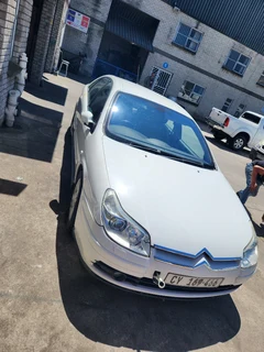 Citroen C5 3.0 v6 automatic Striping for Spares 2008 model-All car Available