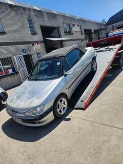 Peugeot 306CC 2.0 16v. Striping for spares