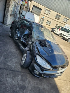 PEUGEOT 206CC 2.0 16V. STRIPING FOR SPARES