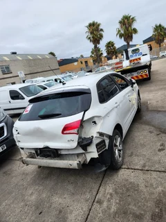 Citroen C4 1.6 VTI EP6 Non-Turbo stripping for spares