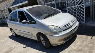 Citroen Xsara Picasso 1.6hdi Manual Striping for spares