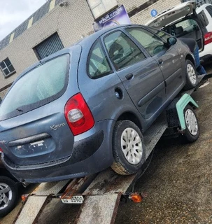 Citroen Xsara Picasso 1.6hdi Striping for spares