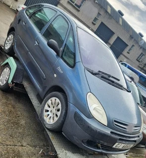 Citroen Xsara Picasso 1.6hdi Striping for spares