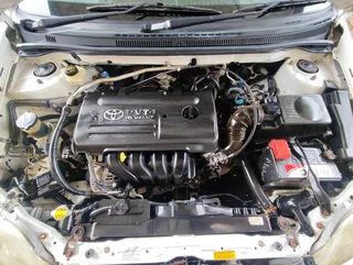 TOYOTA COROLLA 1, 6 GLS