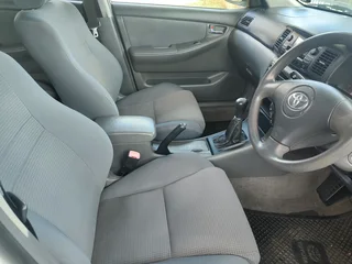 TOYOTA COROLLA 1, 6 GLS
