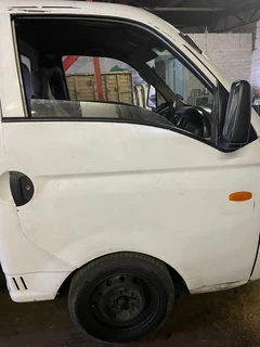Hyundai H100 2008 Complete Bakkie Stripping for Spares