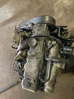 Hyundai H100 2.6 D4BB Stripping for Spares