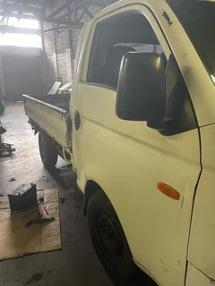 Hyundai H100 Stripping for Spares