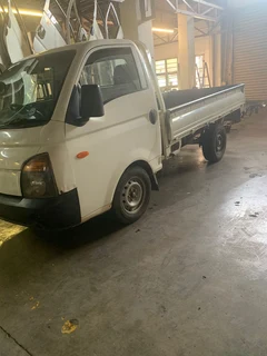 Hyundai H100 Stripping for Spares