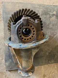 Hyundai H100 Diff Centre Portion