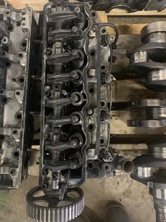 Hyundai H100 Complete Cylinder Head
