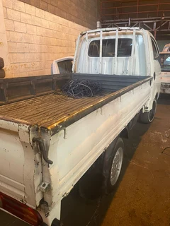 Hyundai H100 (2007) Complete Bakkie Stripping for Spares