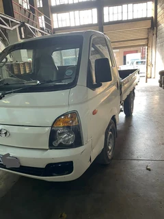 Hyundai H100 (2014) Complete Bakkie Stripping for Spares