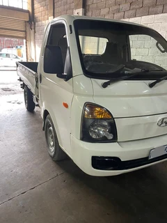 Hyundai H100 (2014) Complete Bakkie Stripping for Spares