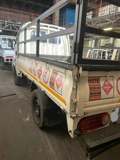 Hyundai H100 (2009) Complete Bakkie Stripping for Spares