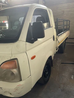 Hyundai H100 (2009) Complete Bakkie Stripping for Spares