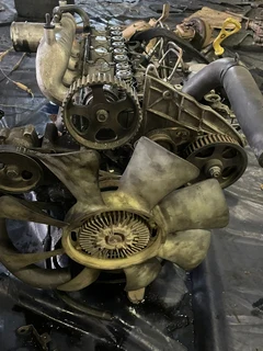 Hyundai H100 D4BB 2.6 Engine Stripping for Spares