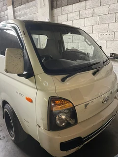 Hyundai H100 (2014) Complete Bakkie Stripping for Spares
