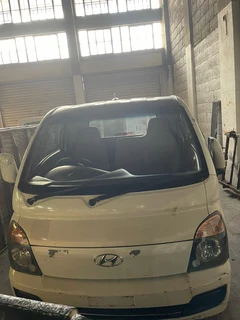 Hyundai H100 (2014) Complete Bakkie Stripping for Spares