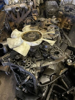 Hyundai H100 D4BB 2.6 Engine Stripping For Spares