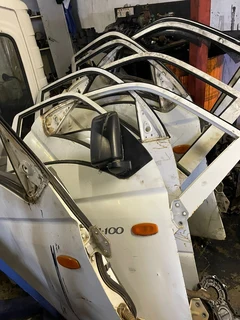 Hyundai H100 &amp; Kia K2700 Door Shell