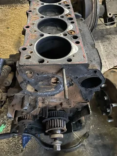 Hyundai H100 D4BH 2.5 and D4BB 2.6 Sub Assembly