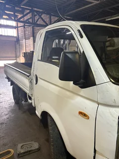 Hyundai H100 2009 Complete Bakkie Stripping for Spares