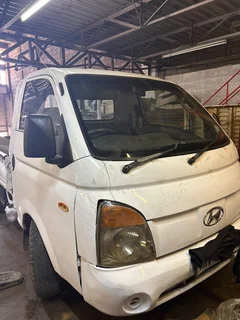 Hyundai H100 2009 Complete Bakkie Stripping for Spares