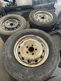 Hyundai H100 Rim and Tyre