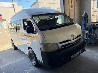 2014 Toyota 16 Seater Quantum Sesfikile 2.7 Vvt-i Minibus