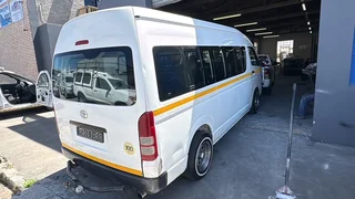2014 TOYOTA 16 SEATER QUANTUM SESFIKILE 2.7 VVT-i MINIBUS