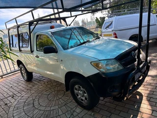 2010 Toyota Diesel Hilux Srx 2.5 D-4d Lwb Single Cab Raised Body Bakkie