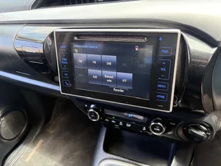 2017 TOYOTA DIESEL 4x4 HILUX 2.8 GD-6 DOUBLE CAB 6 SPEED MANUAL BAKKIE