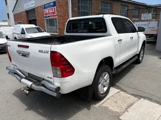 2017 TOYOTA DIESEL 4x4 HILUX 2.8 GD-6 DOUBLE CAB 6 SPEED MANUAL BAKKIE