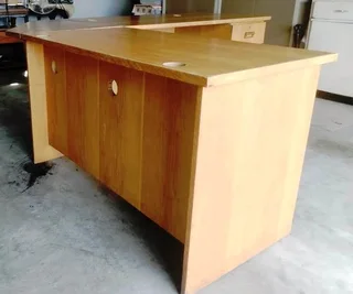 Large L-Shape Corner Office Desk