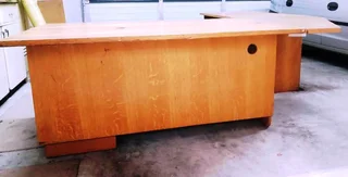 Large L-Shape Corner Office Desk
