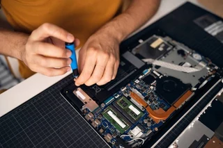 We fix broken laptops