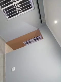 Outbuilding to let in unit 2 Bayview Chatsworth