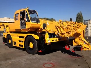 KATO KR 22H CITY CRANE FOR SALE