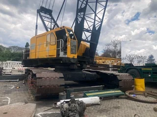 Crane - 150 Ton American Crawler Crane For Sale