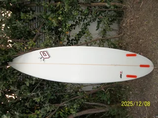 surfboard - Ad posted by kevin