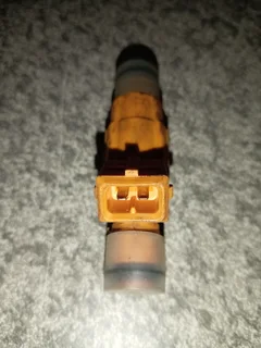 VW Polo 9N 1.6i Injector