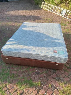 Sealy luxury guard mattress with base