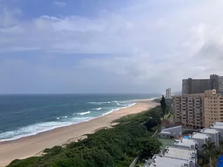 Doonside Beach ~ Open plan  Studio unit -R405 000!  Share block CASH offers. Immediate availability