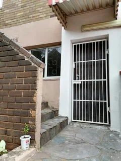 1 Bedroom  Unit Merebank Ridge R3000 with Prepaid Water & Electricity