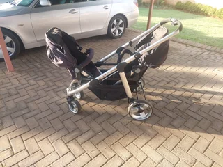 Double Trouble Twin Pram