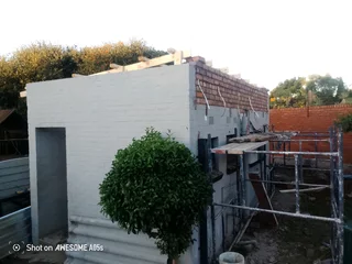 Looking for job Bricklaying