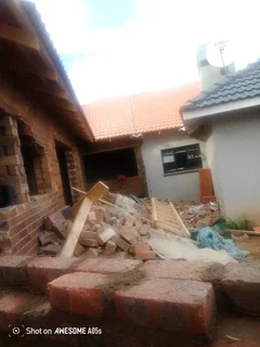 Looking for job Bricklaying