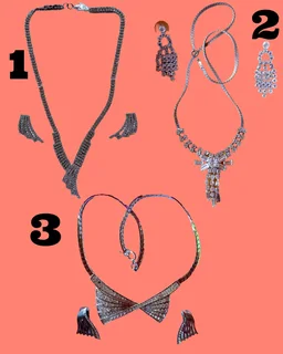 Stunning, Diamantè Necklace Sets: R300/set